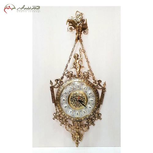 خرید، قیمت و مشخصات ساعت دیواری آویز به روز و زیبا برنزی با طرح پسر بچه ایستاده لاکچری و ارزان قیمت | چترزندگی