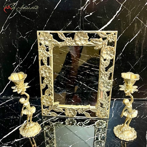 خرید، قیمت و مشخصات آینه و شمعدان برنزی مدرن کد 22 طرح گل یاس برجسته طلایی رنگ زیر قیمت | چترزندگی