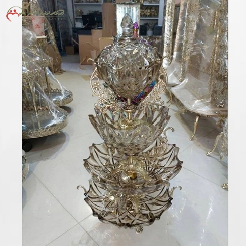 خرید، قیمت و مشخصات ظروف چهار تکه کریستالی شامل آجیل خوری شیرینی خوری و میوه خوری شکلات خوری، پایه برنزی و رنگ آنتیک - چترزندگی