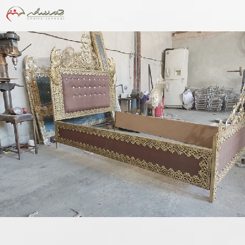 خرید، قیمت و مشخصات تخت خواب یک نفره بدنه برنزی و رنگ پارچه به دلخواه مشتری و طراحی شیک و آنتیک - چترزندگی