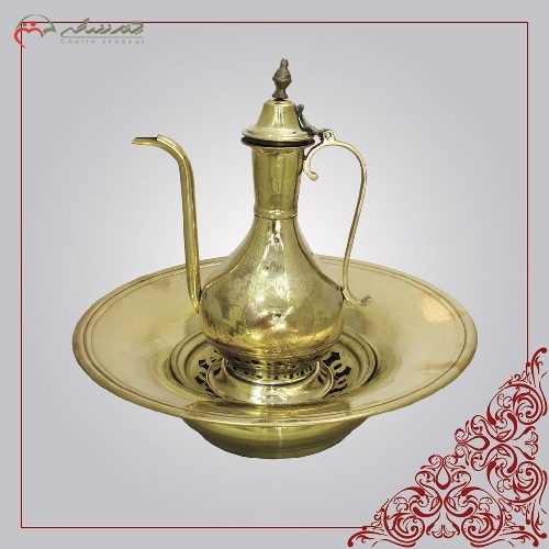 خرید، قیمت و مشخصات آفتابه لگن برنجی در دو سایز کوچک و بزرگ رنگ ثابت و بدنه کارشده با دوام و دارای ضمانت - چترزندگی
