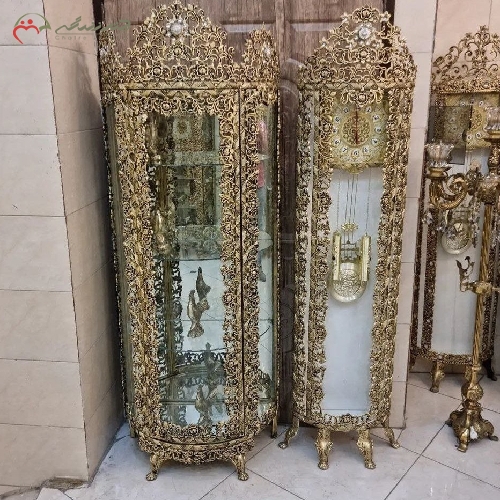 خرید، قیمت و مشخصات بوفه و ساعت ایستاده طرح گل سرخ با بدنه آلیاژ آبکاری شده و رنگ ثابت بدنه با ضمانت - چترزندگی