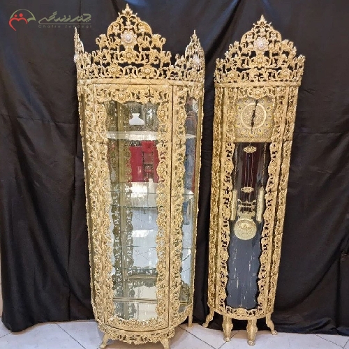 خرید، قیمت و مشخصات ست ساعت ایستاده و بوفه سه طبقه طرح گل سرخ با طراحی آنتیک و ضمانت محصول - چترزندگی