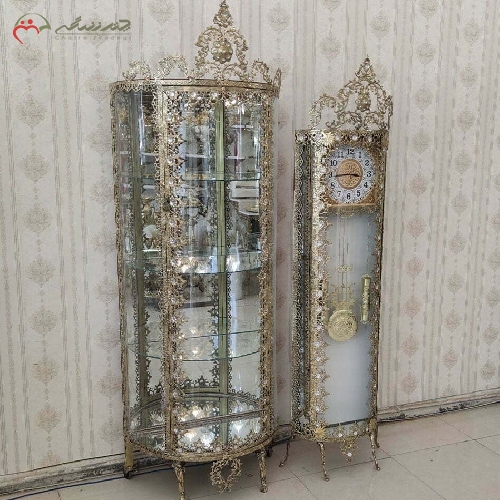 خرید، قیمت و مشخصات ساعت ایستاده با زمینه سفید و بوفه نیم گرد تمام برنزی طرح گل آفتابگردان کد 8006 - چترزندگی