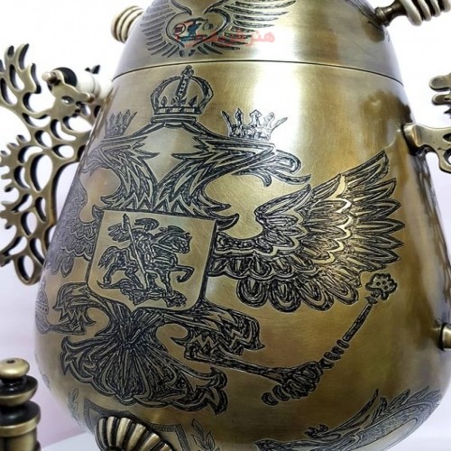 سماور 8 لیتری برنجی زغالی مدل آنتیک جام، با قلم زنی بی نظیر، طرح کله شیر خروسی مینیاتوری