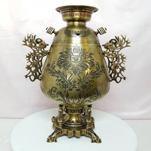 سماور 8 لیتری برنجی زغالی مدل آنتیک جام، با قلم زنی بی نظیر، طرح کله شیر خروسی مینیاتوری