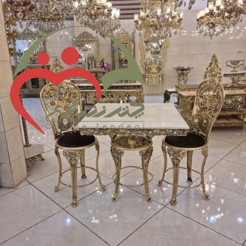 میز ناهار خوری دو نفره مربع جنس برنزی طرح گل رز با سنگ مرمر