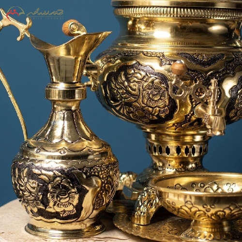 سماور برنجی سیاه قلم با طرح عدسی گلمرغ و بدنه کار شده به رنگ طلایی با ضمانت 15 ماهه - چترزندگی