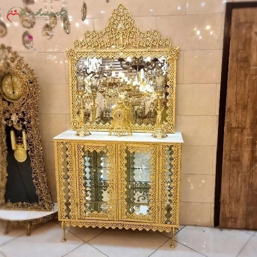 سرویس آینه کنسول تاج دار با رویه ی سنگ و ساعت رومیزی، شمعدان برنزی با ضمانت 60 ماهه رنگ