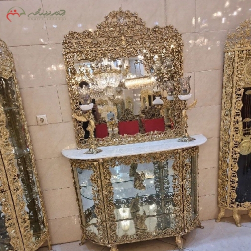 آینه کنسول ویترین دار برنجی مدل گل سرخ بدنه شیک و گارانتی رنگ 10 ساله - چترزندگی