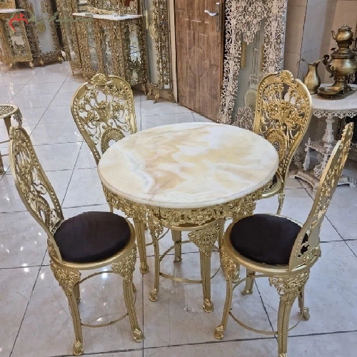 میز ناهار خوری 4 نفره برنزی با رویه سنگ مرمر رنگ بندی متنوع پارچه با گارانتی رنگ بدنه - چترزندگی