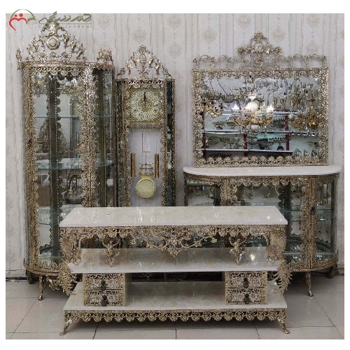 سرویس دکوراتیو چهار پارچه برنزی بدنه طرح گل رز و میز تلویزیون طرح طاووس با رنگ ثابت و گارانتی کد 8060 - چترزندگی