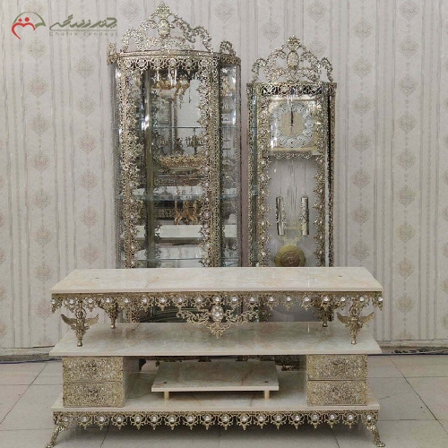 ست جهیزیه سه پارچه بدنه تمام برنزی با رنگ ثابت و طراحی گل آفتابگردان و ظریف کاری شده کد 8028 - چترزندگی