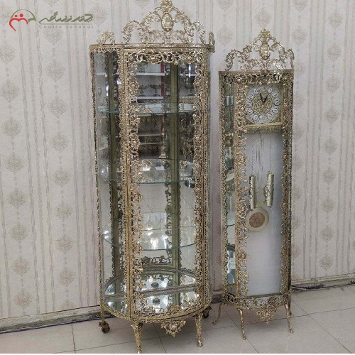 بوفه سه طبقه نیم گرد همراه ساعت ایستاده برنزی طرح گل سرخ و رنگ فورتیک با ضمانت کد 8004