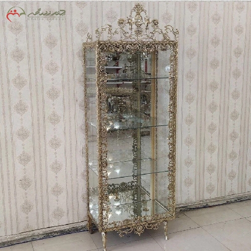 بوفه برنزی تاج دار طرح گل سرخ با بدنه ی ظریف کاری شده به رنگ فورتیک با ضمانت