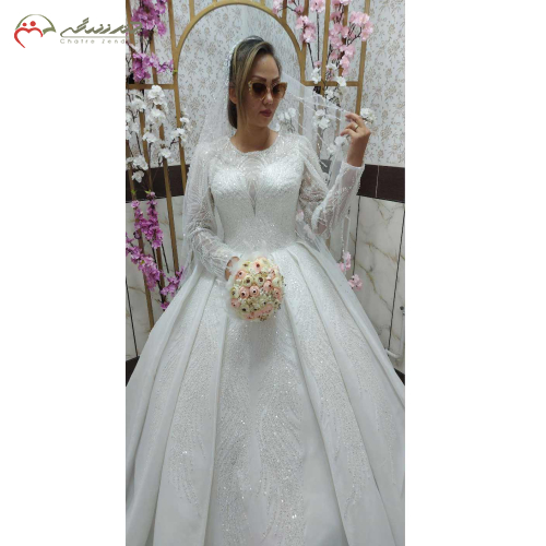 لباس عروس یقه گرد زونیکس دار پرکار