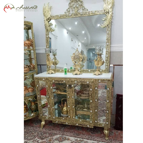 آینه کنسول آبکاری شده مربعی طرح طاووس