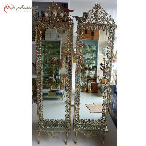 آینه ایستاده برنزی با حاشیه گل، تاج دار با آبکاری درجه یک