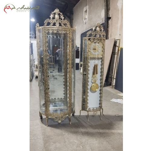سرویس جهزیه برنزی شامل ساعت ایستاده و بوفه _ چترزندگی