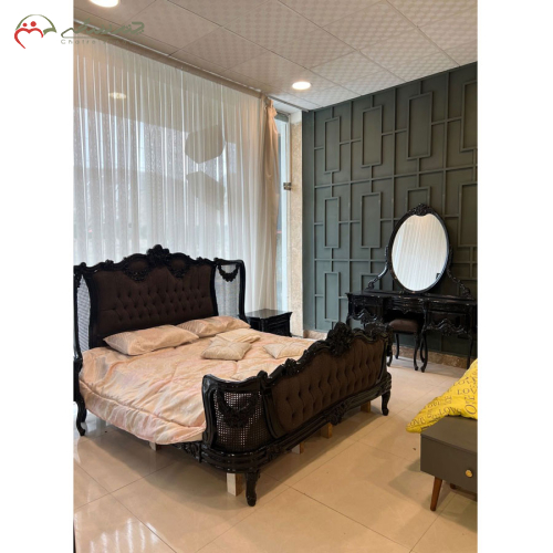 سرویس خواب مدل کویین کاراشرافی وتمام چوب منبت کاری